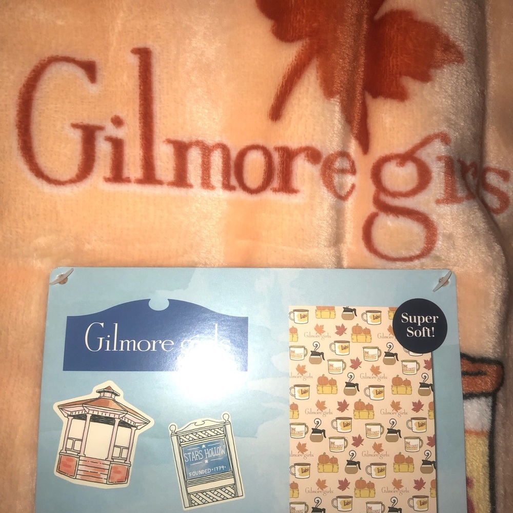 🍁 Gilmore Girls throw blanket